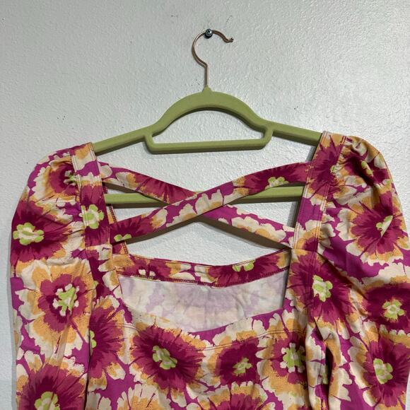 Free People Pink Combo Give Me More Floral Top Sz M NWT - Picture 9 of 13